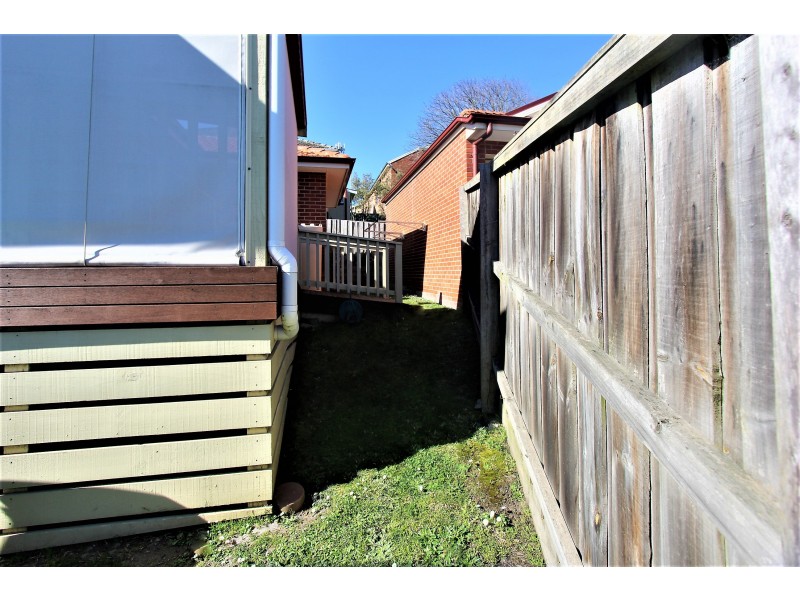 1/5 Queen Street,, Korumburra VIC 3950