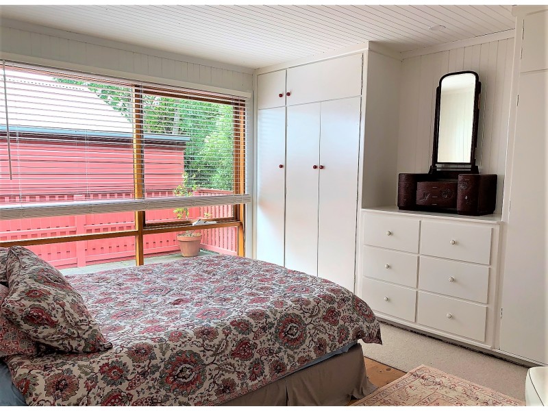 46 Victoria Road, Loch VIC 3945