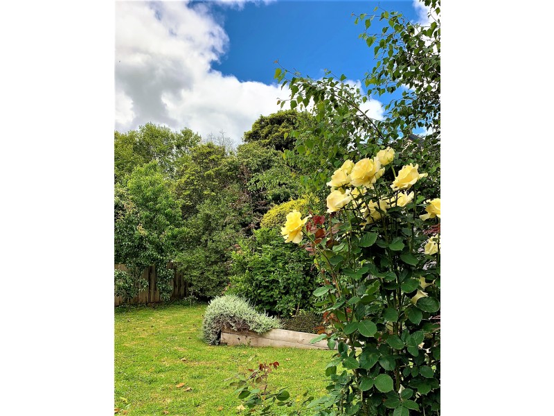 46 Victoria Road, Loch VIC 3945