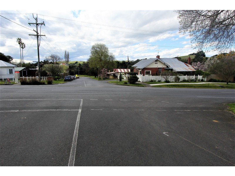 46 Victoria Road, Loch VIC 3945