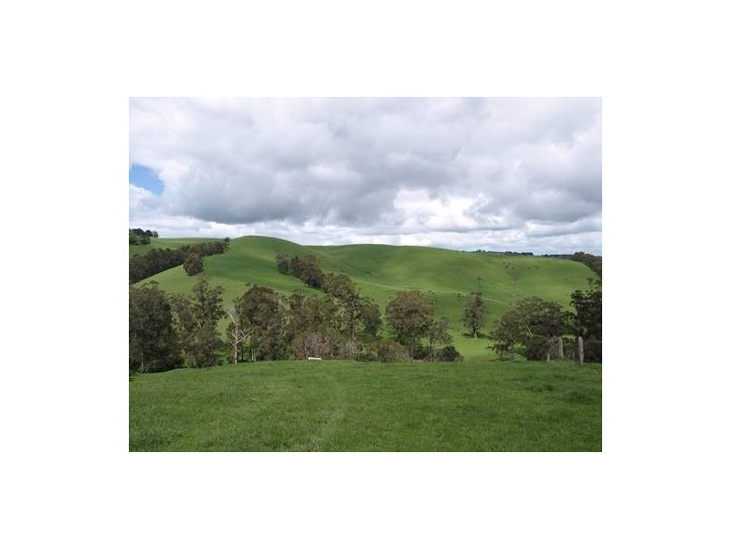 165 Soldiers Road, Loch VIC 3945