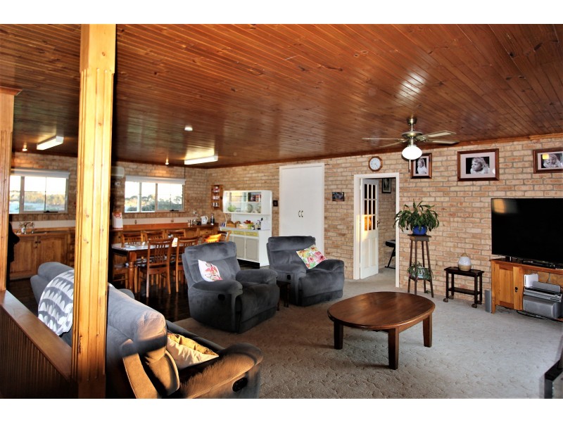 14 Range Court, Korumburra VIC 3950