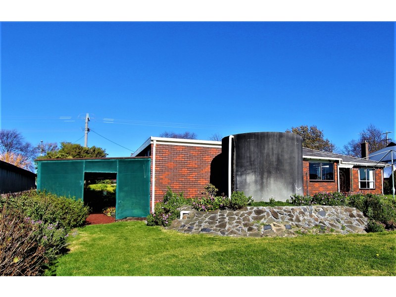 32 Nyora Road, Poowong VIC 3988