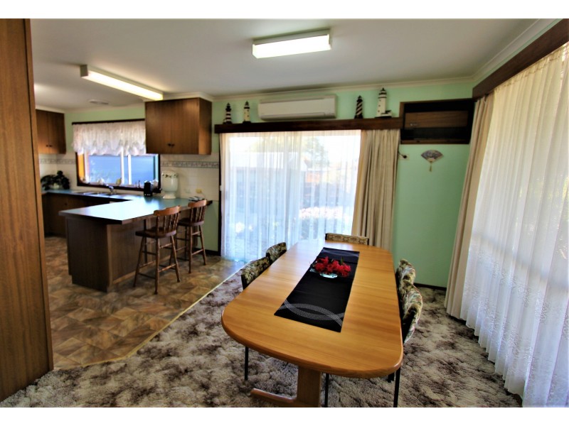 32 Nyora Road, Poowong VIC 3988