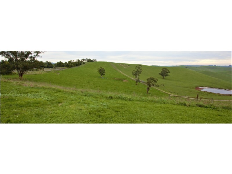 21 South Road, Loch VIC 3945