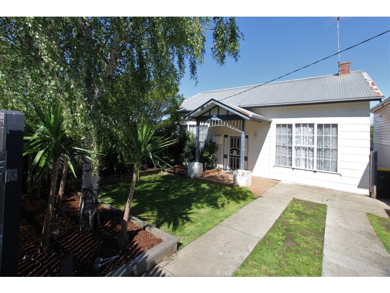 7 Ritchie Street, Leongatha VIC 3953