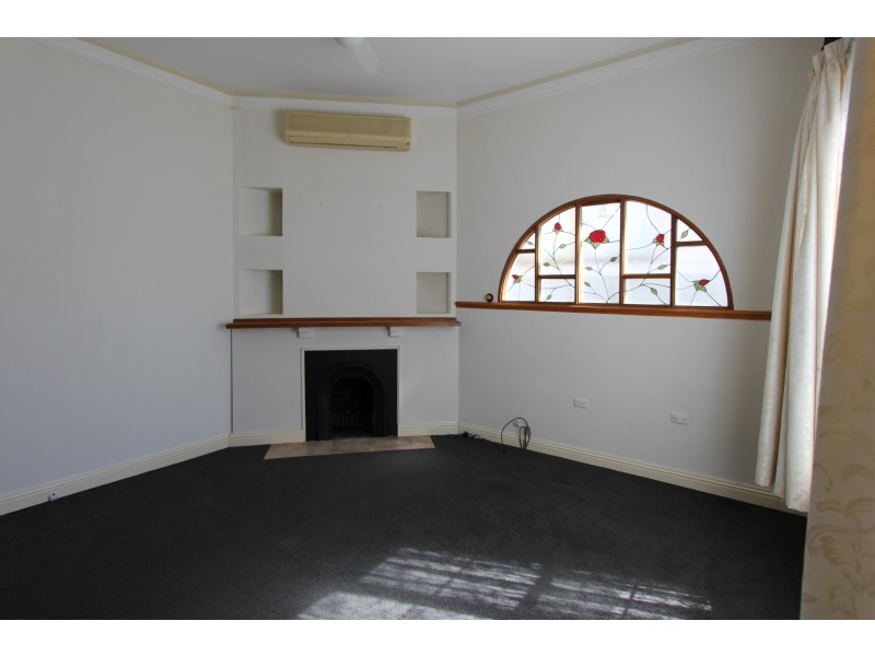 7 Ritchie Street, Leongatha VIC 3953