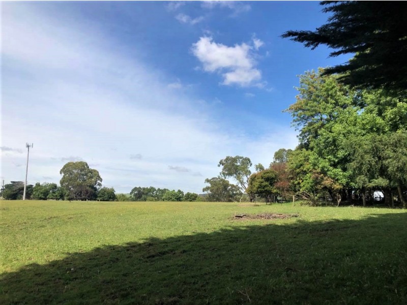 295 St Ellens Road, Berrys Creek VIC 3953