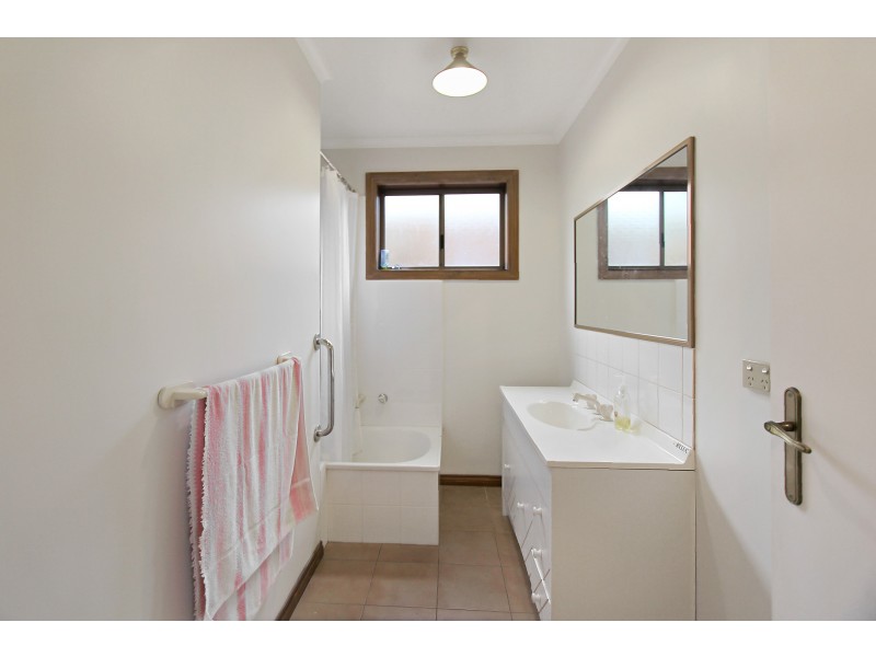1/45 Guys Road, Korumburra VIC 3950