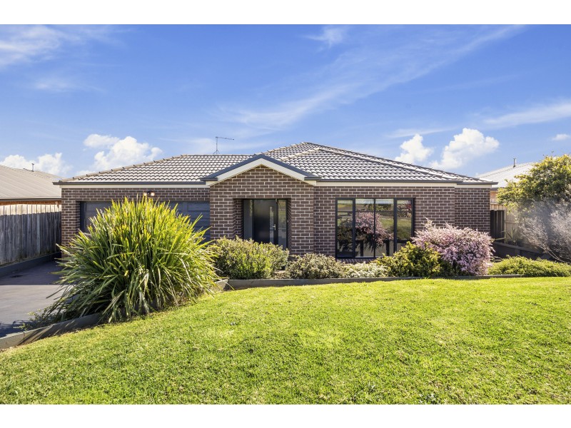 77 Shingler Street, Leongatha VIC 3953