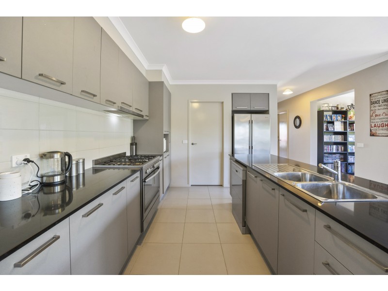 77 Shingler Street, Leongatha VIC 3953