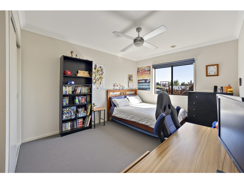 77 Shingler Street, Leongatha VIC 3953