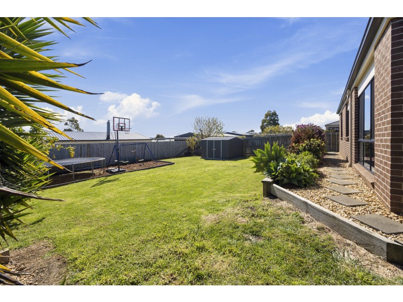 77 Shingler Street, Leongatha VIC 3953