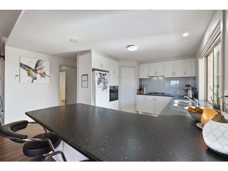 14 Eleanor Court, Leongatha VIC 3953