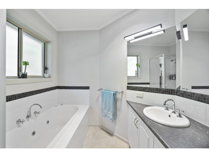 14 Eleanor Court, Leongatha VIC 3953