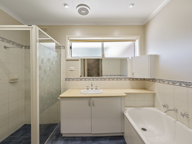 24 Elmores Road, Korumburra VIC 3950