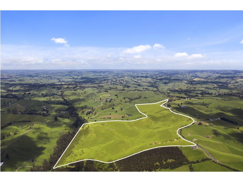 190 South Road, Loch VIC 3945