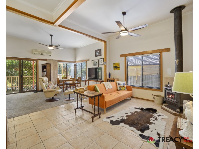 3 Mary Street, Loch VIC 3945