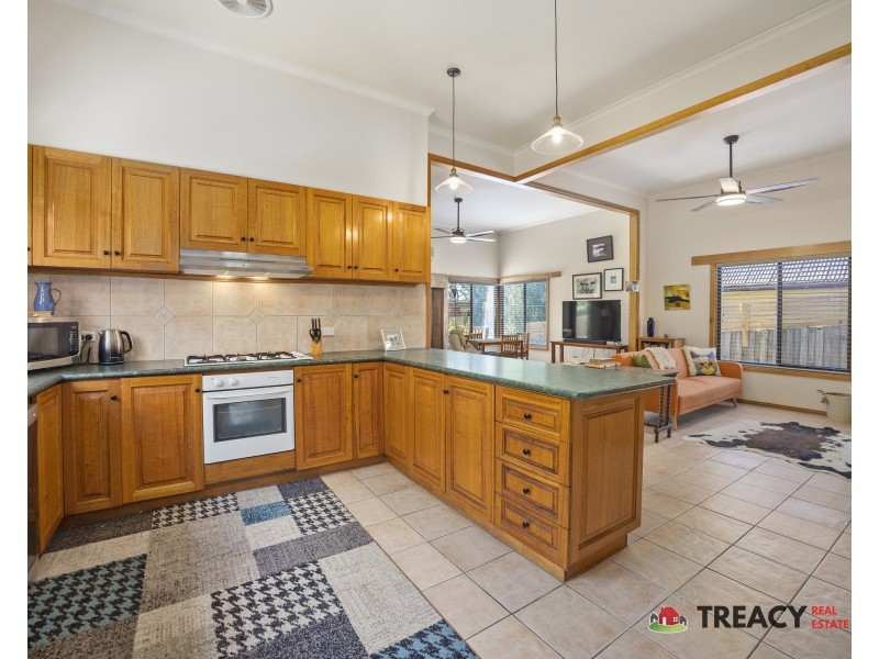 3 Mary Street, Loch VIC 3945