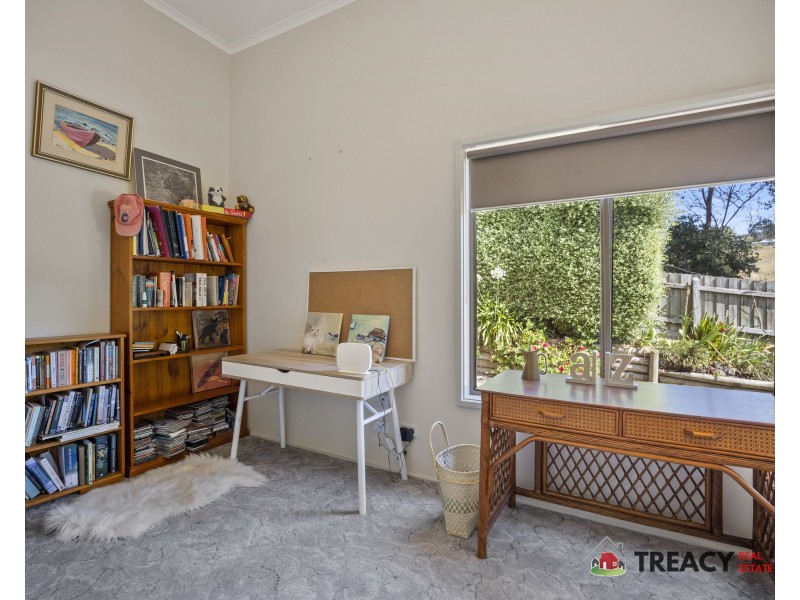 3 Mary Street, Loch VIC 3945