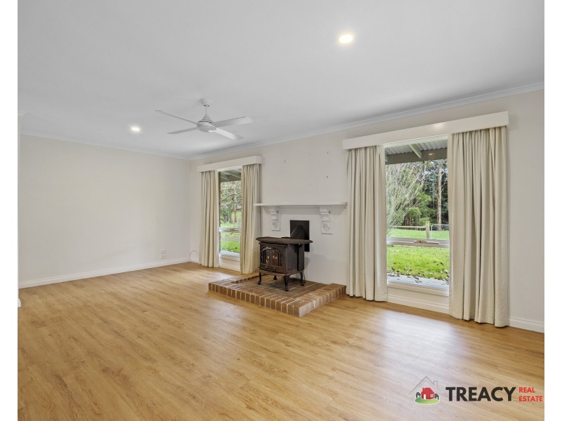 45 Ayrlie Park Crescent, Korumburra VIC 3950