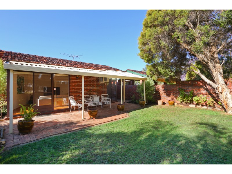 10A Macrae Road, Applecross WA 6153