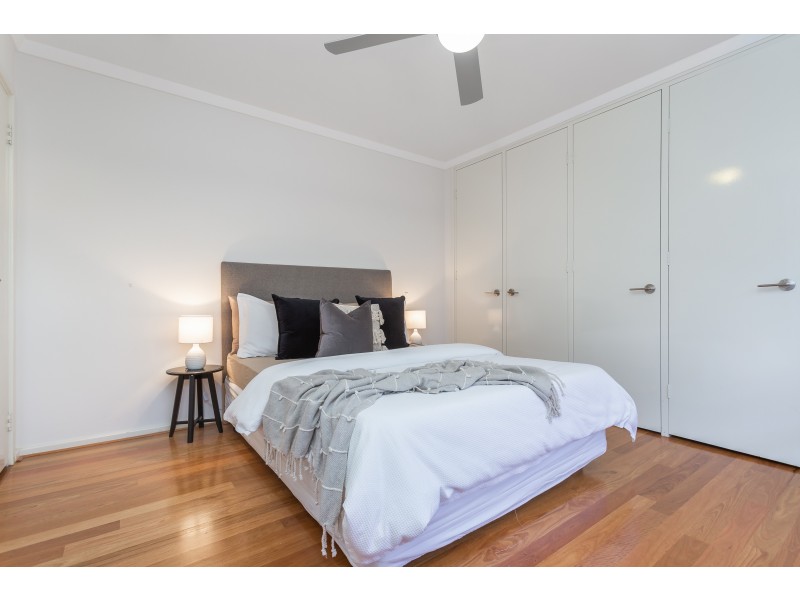 10A Macrae Road, Applecross WA 6153