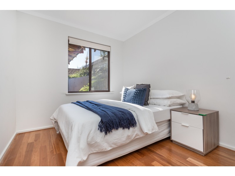 10A Macrae Road, Applecross WA 6153