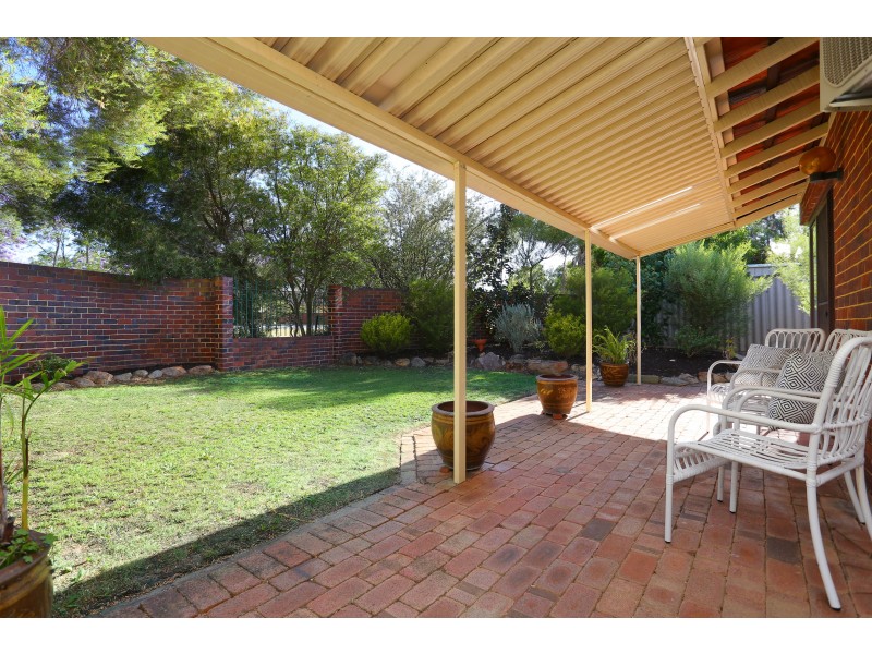 10A Macrae Road, Applecross WA 6153
