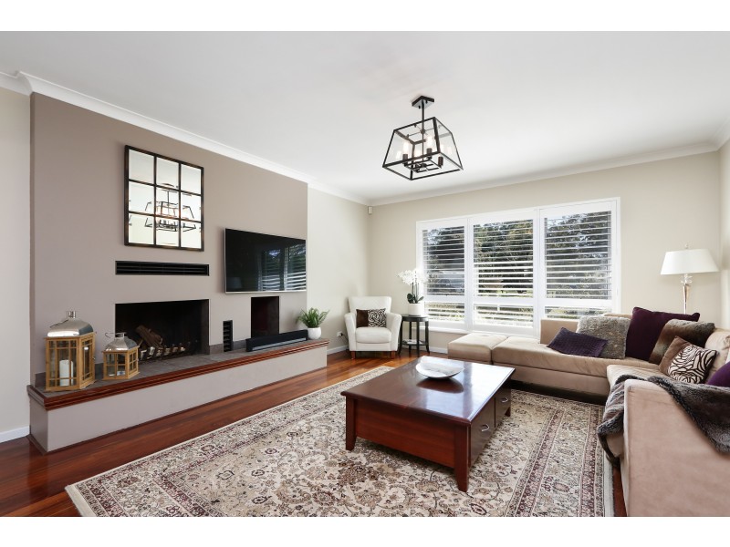 1 Shirley Avenue, Mount Pleasant WA 6153