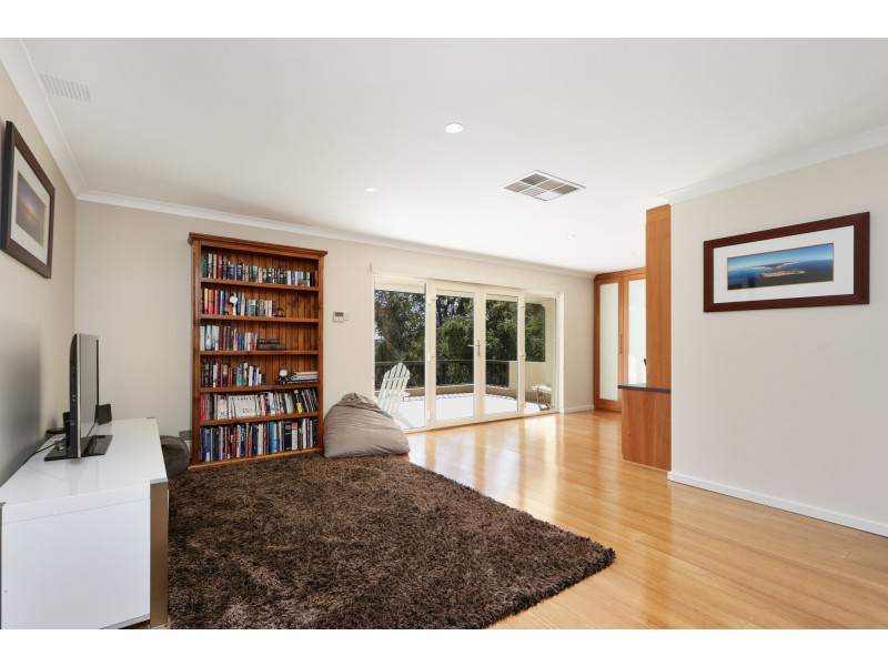 1 Shirley Avenue, Mount Pleasant WA 6153