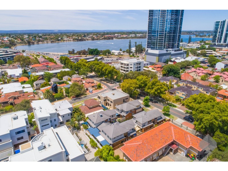 2/16 Kintail Road, Applecross WA 6153