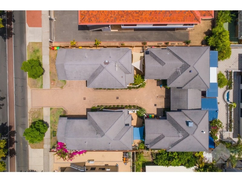 2/16 Kintail Road, Applecross WA 6153