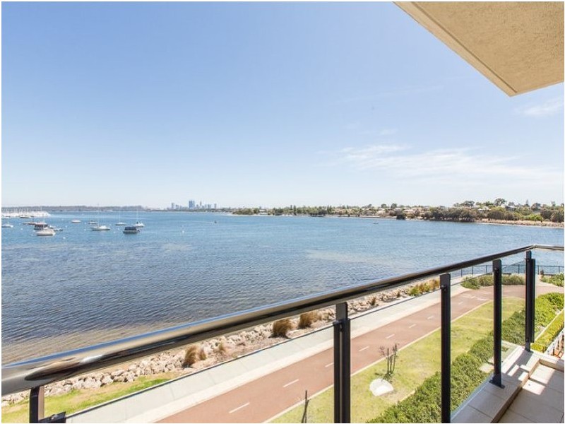 N305/70 Canning Beach Road, Applecross WA 6153