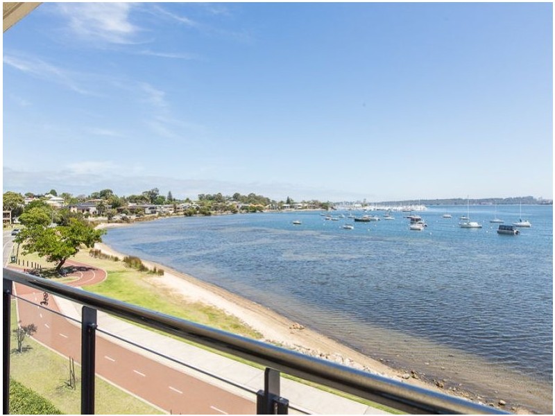 N305/70 Canning Beach Road, Applecross WA 6153