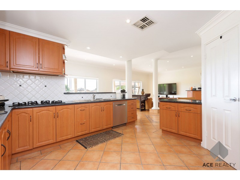 20 Bridges Road, Melville WA 6156