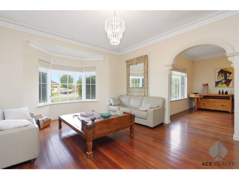 20 Bridges Road, Melville WA 6156