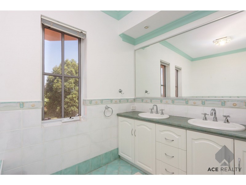 20 Bridges Road, Melville WA 6156