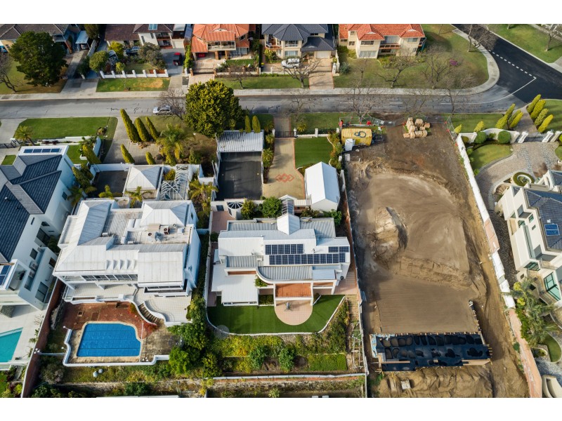 86 Tweeddale Road, Applecross WA 6153