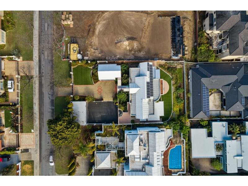 86 Tweeddale Road, Applecross WA 6153