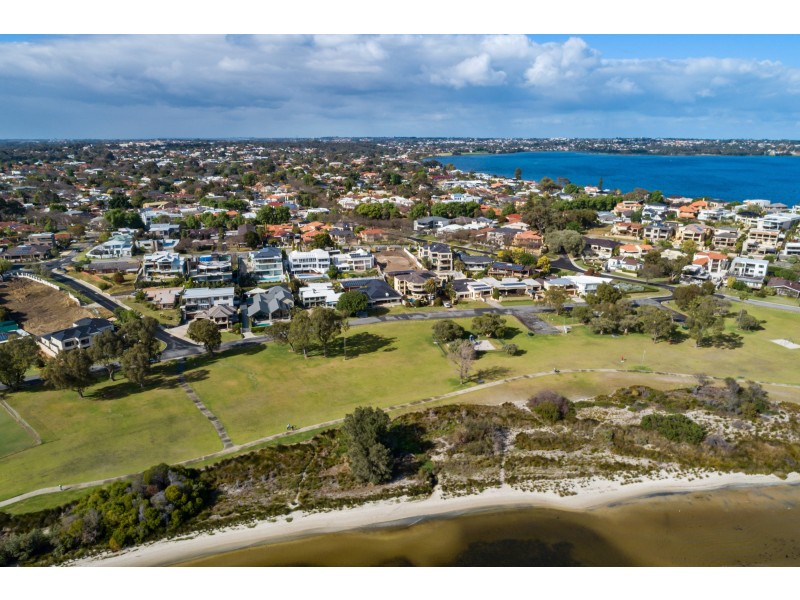 86 Tweeddale Road, Applecross WA 6153