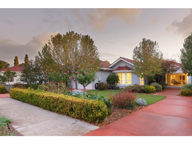 27 Glenelg Street, Applecross WA 6153