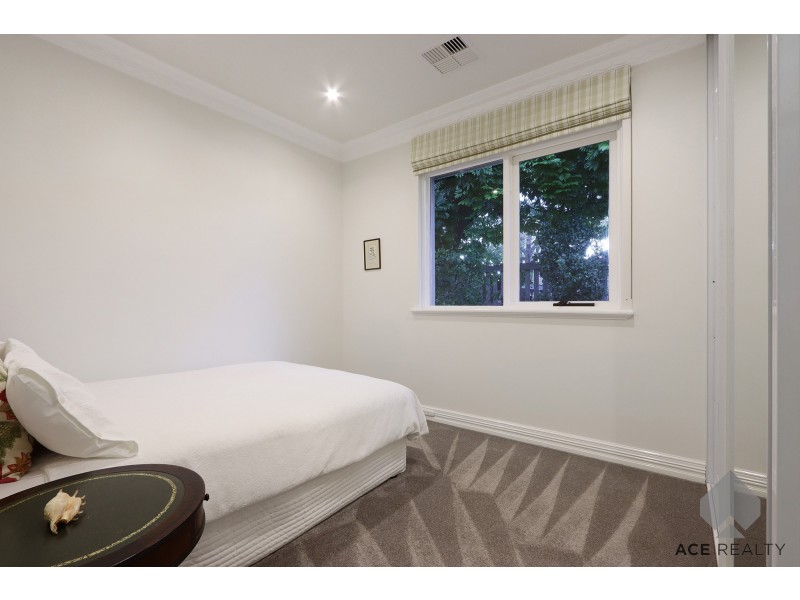27 Glenelg Street, Applecross WA 6153