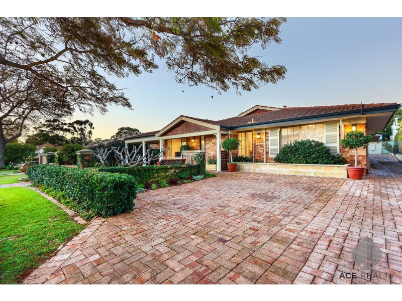6A Atkins Road, Applecross WA 6153