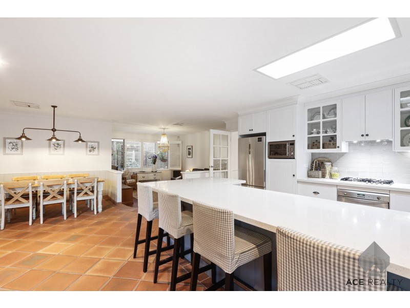 6A Atkins Road, Applecross WA 6153