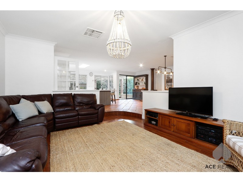 6A Atkins Road, Applecross WA 6153