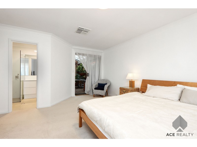 6A Atkins Road, Applecross WA 6153