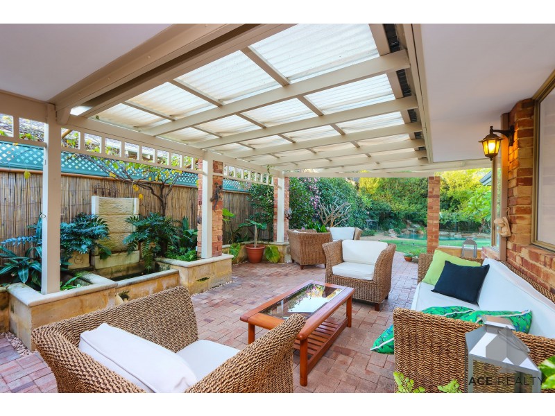 6A Atkins Road, Applecross WA 6153