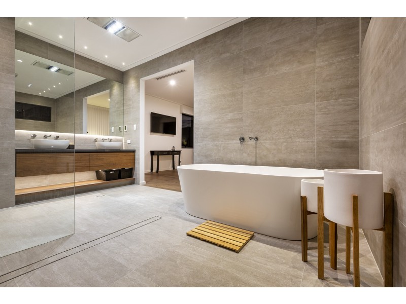 24 Gairloch Street, Applecross WA 6153