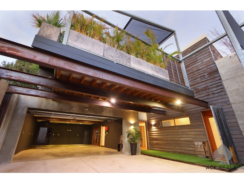 8B Atkins Road, Applecross WA 6153